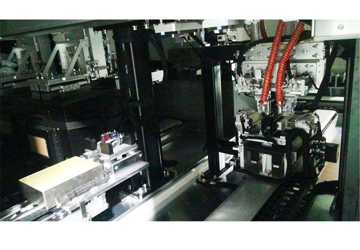 頂蓋激光焊接機 頂蓋激光焊接機